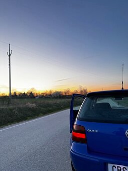 Golf IV 1.6 2000 - 8