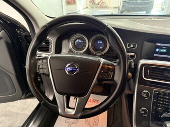 Volvo V60 2,4 D5 205HP 4X4 AUTOMAT - 8