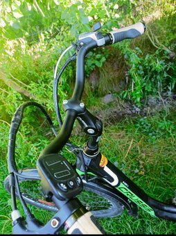 Elektrokolo crussis,najeto 200km,jako nove - 8