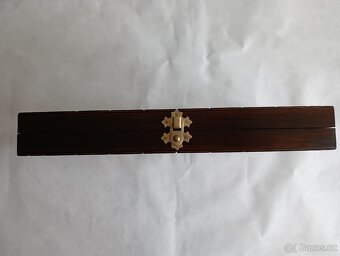 Malé dřevěné šachy s hrací plochou 31 x 31 x 2 cm. NOVÉ - 8