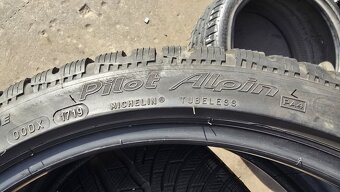 Zimní pneu 245/35/19 Michelin - 8