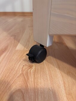 Dětská postýlka Drewex Mocca se stahovací bočnicí - 8