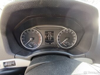 Škoda Octávia Scout - 8