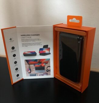 HyperDrive bezdrátová nabíječka a USB-C Hub - 8