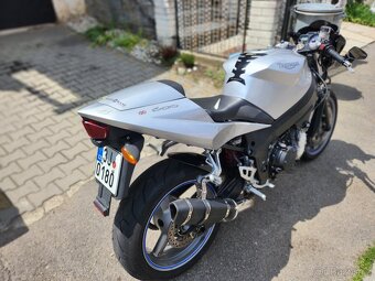 Triumph daytona600 - 8