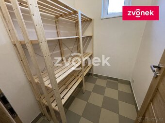 Nadstandardní novostavba bytu 3+kk v RD v atraktivní loka... - 8