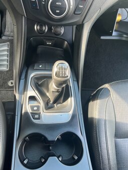 Hyundai Santa Fe 2.2 CRDi 145kW - 8