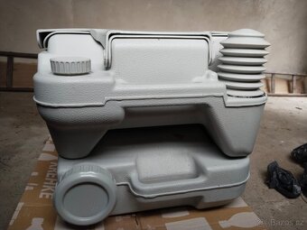 Chemická toaleta - 8