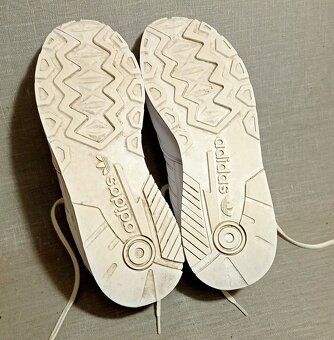 Boty Sneakersy Adidas Trezoid bílé vel 10 - 8