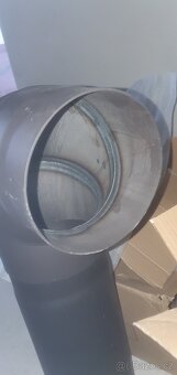 Kouřovod koleno redukce150,130,180 - 8