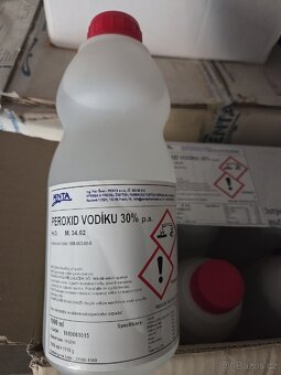 Chemické látky- kyseliny louhy - 8