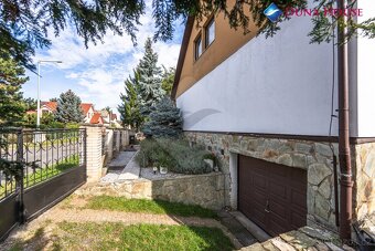 Prodej RD 6+1, 260 m2, pozemek 520 m2, Praha 9 – Čakovice, T - 8