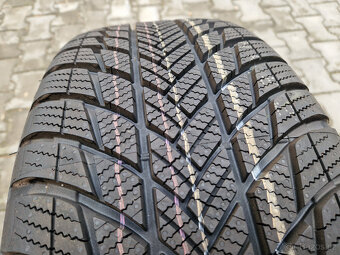 5x112 r18 kola disky vw id3 215 55 18 volkswagen ID3 zimni - 8