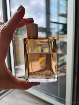 Parfémy - Mugler, Lancome, Burberry, Zara, Escada, Rasasi - 8