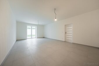 RD 4kk 130 m2, 2 koupelny, terasa, zahrada, parking Beroun - 8