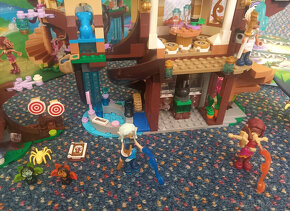 Lego Elves 41196 - The Elvenstar Tree Bat Attack. - 8