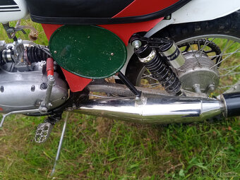 čz 250 - 8