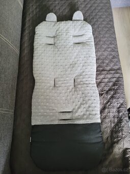 Kočárek Anex téměř jako nový - 8