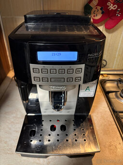 Delonghi Magnifica S - 8