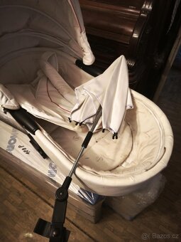 Kočárek Junama - 8