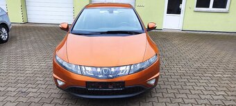 Honda Civic 1.8i - 8
