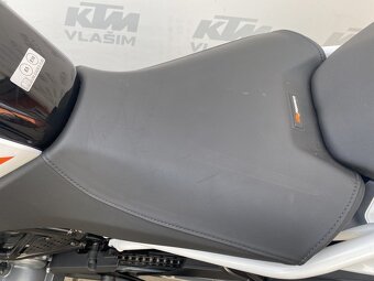 KTM 390 Duke - 8