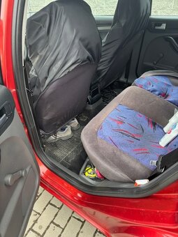 Ford Focus - 8