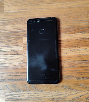 HONOR 7A (AUM-L29) LTE 3 GB/32 GB - 8