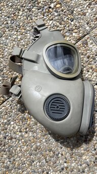 Ochranné plynové masky ČSLA OM-10M a OM-10 + filtr - 8