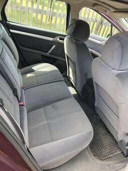 Peugeot 407 2.0 benzín - 8