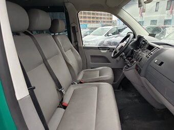 VOLKSWAGEN Transporter 2,5D 9-Míst 96KW - 8