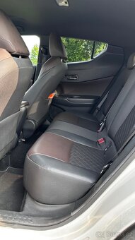 TOYOTA C-HR 1.2 Turbo 85 KW, rok 2017, najeto 30000 km - 8