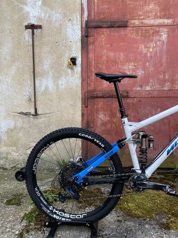 Prodám enduro kolo Nicolai Saturn 16 - velikost M - 8