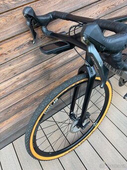 Canyon Grail CF SL 8.0. ve vel. L - 8