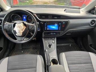 Toyota Auris Touring Sports 2015, POJAZDNE, Hybrid, 83000 km - 8