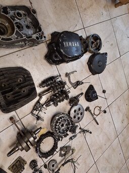 Díly motoru Yamaha DT 125 MX - 8