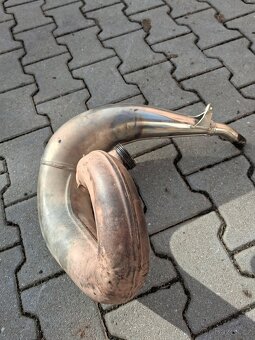 KOLENO VYFUKU KTM EXC - 8