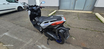 yamaha x-max 2022 - 8