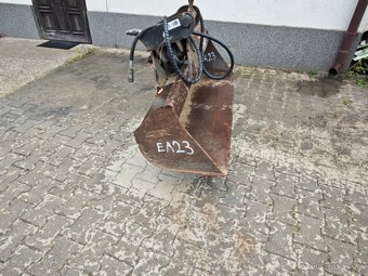 Lžíce svahová hydraulická 140 cm, EA23 - 8