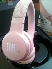 Bezdrátová sluchátka JBL Line 460 NC - růžová - nová - 8