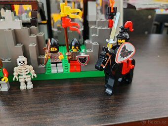LEGO Castle 6087 Witch's Magic Manor +návod - 8