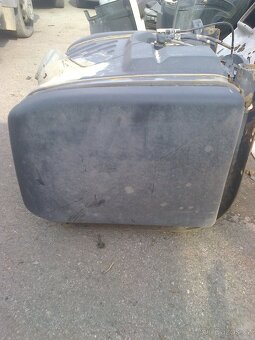 Nádrž – Renault - ORIGINAL - kompletní - PLAST - 495,-Kč - 8