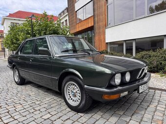 BMW E28 525e - 8