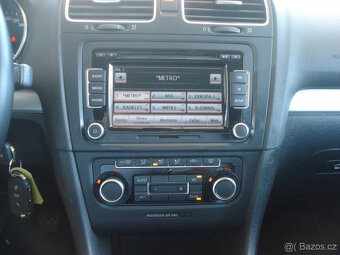 Volkswagen Golf 1.6 TDi HIGHLINE - 8