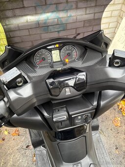 suzuki burgman 400 2018 - 8
