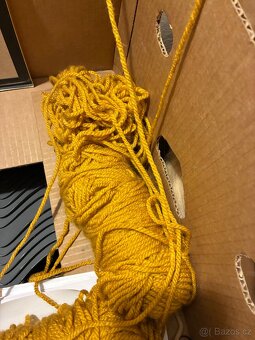 Různé věci zdarma k rozebrání, kancelářské potřeby, domácnos - 8