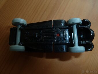 Retro hračky: autíčka Igra, mini motorka, benzinka - 8