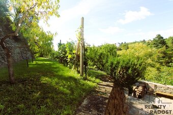 Prodej zahrady ve Znojmě - 8