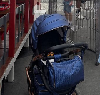 Kočárek Junama - 8