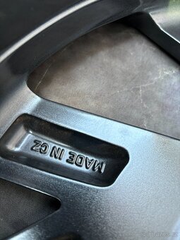 Originální Alu kola 5x114,3 Hyundai i30 225/40/18 TOP - 8